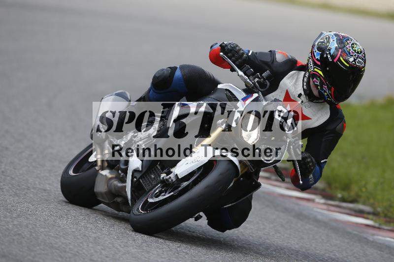 /Archiv-2024/29 12.06.2024 MOTO.CH Track Day ADR/Gruppe rot/25